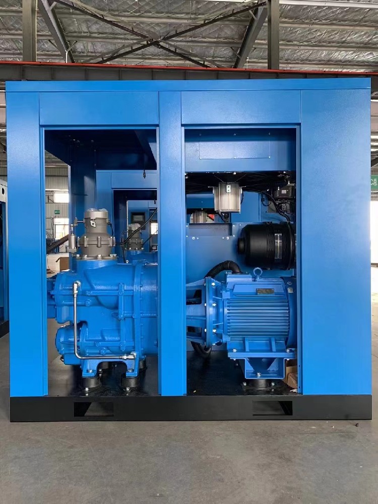 二級(jí)壓縮常規(guī)機(jī)型組裝車間